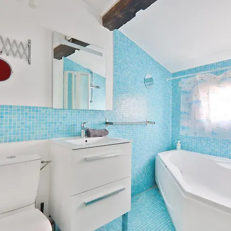 Quartier Saint-michel Notre-dame 2 Free Netflix *