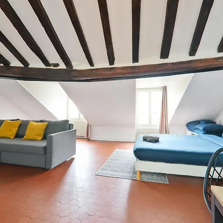 Appartement Quartier Saint-michel Notre-dame 2 Free Netflix *