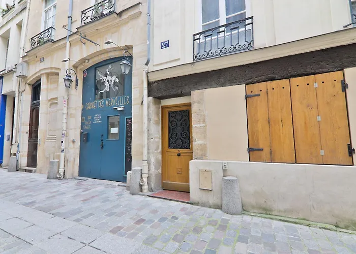 Quartier Saint-michel Notre-dame 2 Free Netflix